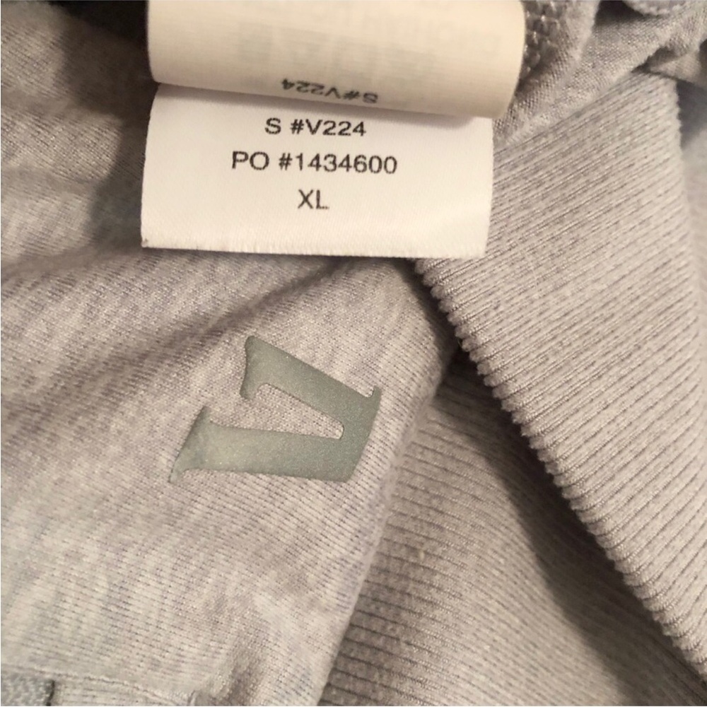 Vuori Mens Ponto Performance Crew Platinum Light Heather Grey - Picture 8 of 9